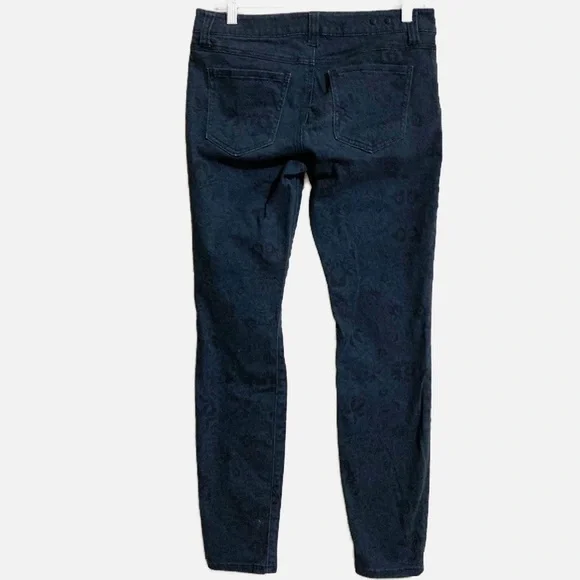 CAbi #3195 Skinny Floral Lace Paisley Blue Denim Jeans size 4 - Picture 2 of 9